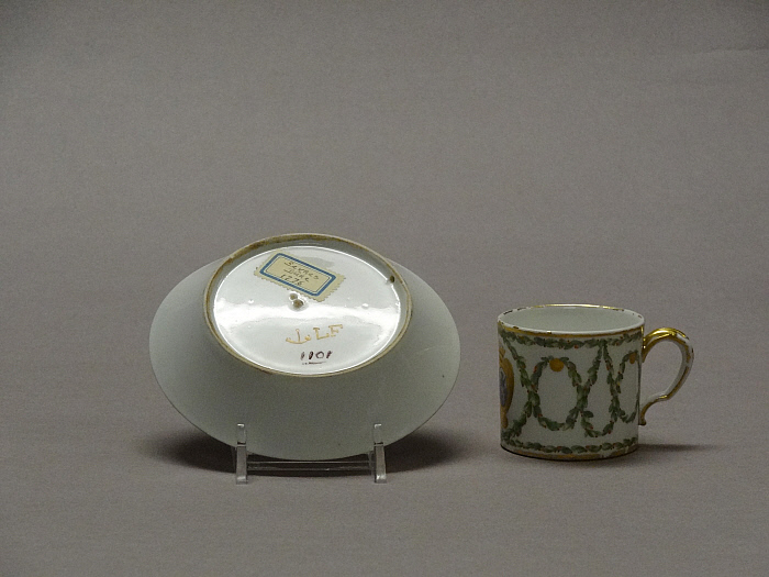 Small Cup and Saucer Slider Image 2